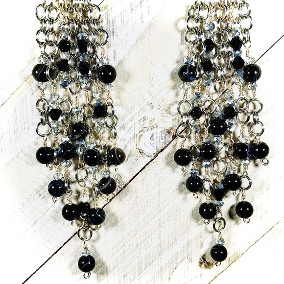 Artisan Lacey Chandelier Earrings in Black/Silver - Picture 6 of 6